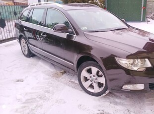 Skoda Superb DSG 170KM kolor mocca navi bixenon