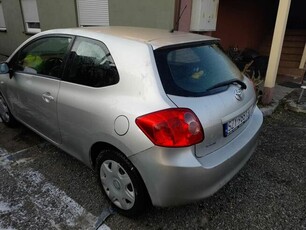 Sprzedam Toyote Auris