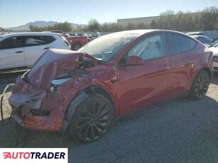 Tesla Model Y benzyna 2022r. (LAS VEGAS)