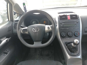 Toyota Auris 2011 1.6 Valvematic 122218km ABS klimatyzacja manualna