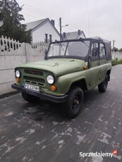 UAZ 469B 1981r 2,4 70KM Andoria 4C90 7 osobowy komandorka stan bdb