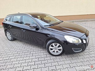 Volvo V60 Sumum 2.0 diesel 163 km