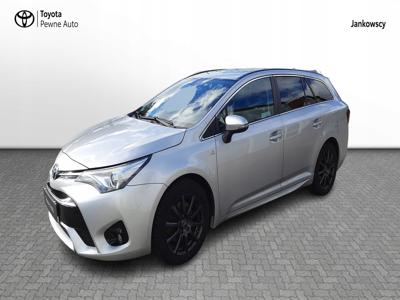 Toyota Avensis III Wagon Facelifting 2015 2.0 D-4D 143KM 2018