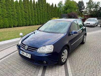 Używane Volkswagen Golf - 13 900 PLN, 224 000 km, 2005