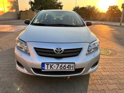 Używane Toyota Corolla - 16 490 PLN, 272 000 km, 2007