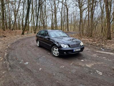 Używane Mercedes-Benz Klasa C - 18 000 PLN, 278 782 km, 2006