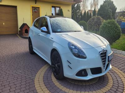 Używane Alfa Romeo Giulietta - 33 500 PLN, 164 300 km, 2012