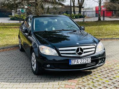 Używane Mercedes-Benz Klasa C - 39 500 PLN, 220 000 km, 2010