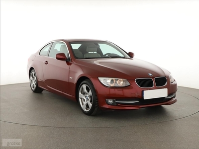 BMW SERIA 3 IV (E90/E91/E92/E93) BMW SERIA 3 , Przejechał tylko 36551 KM, Skóra, Xenon, Bi-Xenon,