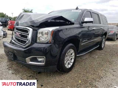 GMC Yukon 5.0 benzyna 2019r. (LOS ANGELES)