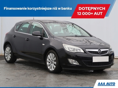 Opel Astra J Hatchback 5d 1.4 Turbo ECOTEC 140KM 2010