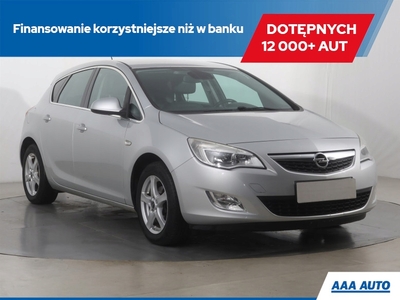 Opel Astra J Hatchback 5d 1.4 Turbo ECOTEC 140KM 2012