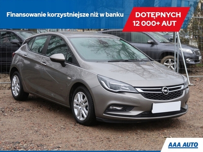 Opel Astra K Hatchback 5d 1.4 Turbo 125KM 2017