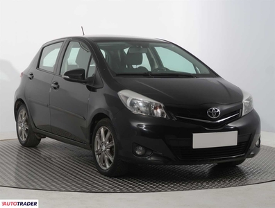 Toyota Yaris 1.3 97 KM 2012r. (Piaseczno)