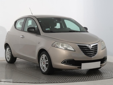 Lancia Ypsilon IV , Salon Polska, Serwis ASO, Klima ,Bezkolizyjny,ALU