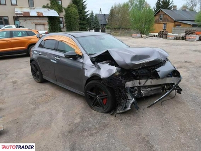 Mercedes Pozostałe 2.0 benzyna 421 KM 2022r. (Komorniki)