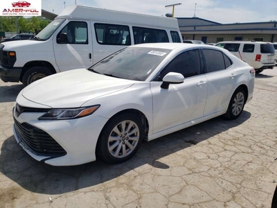 Toyota Camry IX 2020