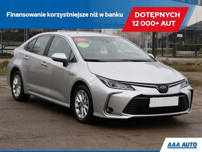 Toyota Corolla XII Sedan 1.8 Hybrid 122KM 2021