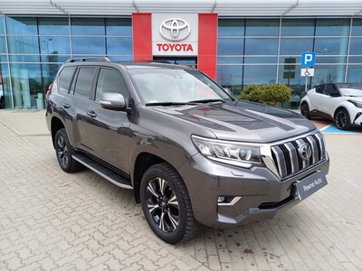 Toyota Land Cruiser VII Terenowy 3d 2.8 D-4D 177KM 2019