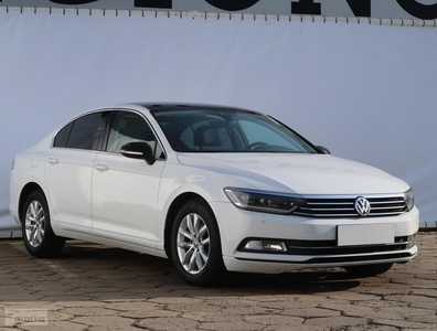 Volkswagen Passat B8 , Salon Polska, Serwis ASO, Navi, Klimatronic, Tempomat,