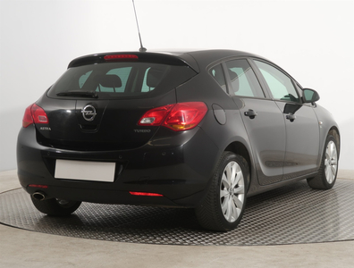 Opel Astra 2011 1.4 T 262941km Hatchback