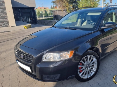 Volvo V50