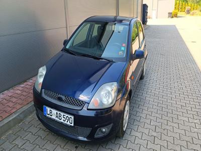 Używane Ford Fiesta - 7 990 PLN, 101 250 km, 2007