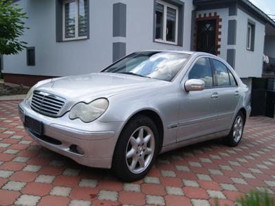 Używane Mercedes-Benz Klasa C - 13 900 PLN, 170 000 km, 2002