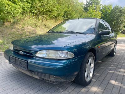 Używane Ford Mondeo - 6 800 PLN, 142 082 km, 1993