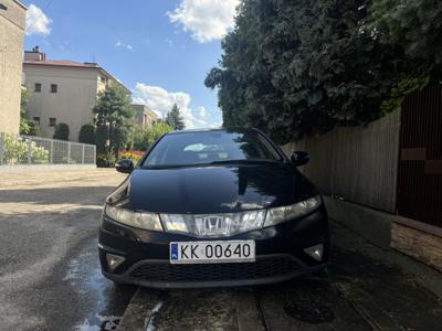 Używane Honda Civic - 9 900 PLN, 306 650 km, 2005