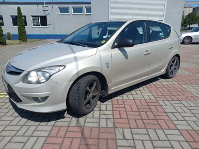 Używane Hyundai I30 - 10 700 PLN, 398 170 km, 2010