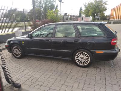 Używane Volvo V40 - 4 800 PLN, 312 000 km, 2002