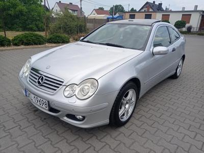 Używane Mercedes-Benz Klasa C - 11 900 PLN, 286 000 km, 2005