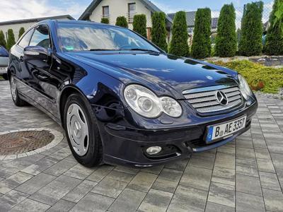 Używane Mercedes-Benz Klasa C - 11 000 PLN, 300 000 km, 2006