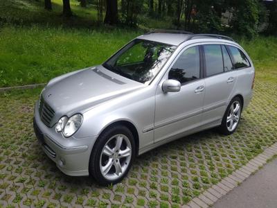 Używane Mercedes-Benz Klasa C - 14 200 PLN, 311 000 km, 2005