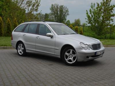 Używane Mercedes-Benz Klasa C - 7 900 PLN, 304 840 km, 2001