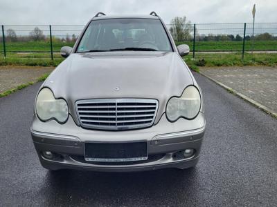 Używane Mercedes-Benz Klasa C - 10 950 PLN, 200 000 km, 2004