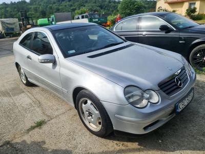 Używane Mercedes-Benz Klasa C - 9 900 PLN, 272 232 km, 2001