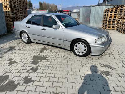 Używane Mercedes-Benz Klasa C - 9 900 PLN, 444 000 km, 1997