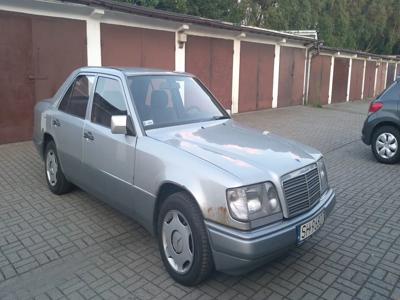 Używane Mercedes-Benz Klasa E - 9 800 PLN, 349 000 km, 1994