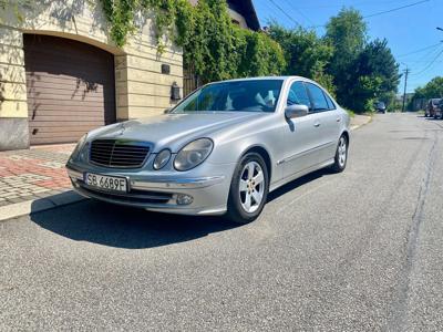 Używane Mercedes-Benz Klasa E - 13 900 PLN, 263 000 km, 2002