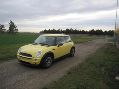 Używane MINI Cooper - 9 000 PLN, 107 277 km, 2004