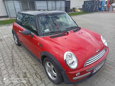 Używane MINI ONE - 10 000 PLN, 263 000 km, 2005