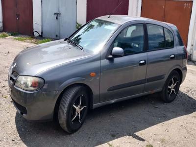 Używane Nissan Almera - 5 800 PLN, 240 132 km, 2003