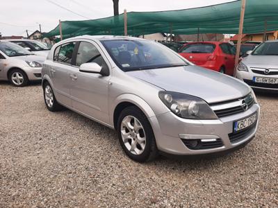 Używane Opel Astra - 10 800 PLN, 279 990 km, 2005