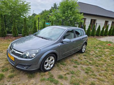 Używane Opel Astra - 13 900 PLN, 200 000 km, 2005