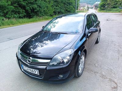 Używane Opel Astra - 19 990 PLN, 148 300 km, 2009