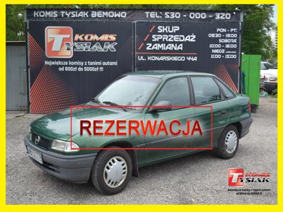 Używane Opel Astra - 2 900 PLN, 256 176 km, 1998