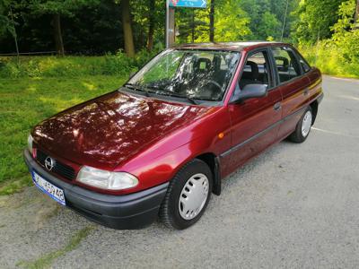 Używane Opel Astra - 4 900 PLN, 160 000 km, 1998