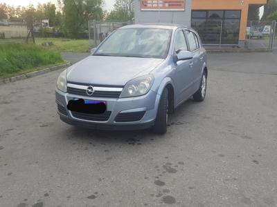 Używane Opel Astra - 8 500 PLN, 235 500 km, 2004